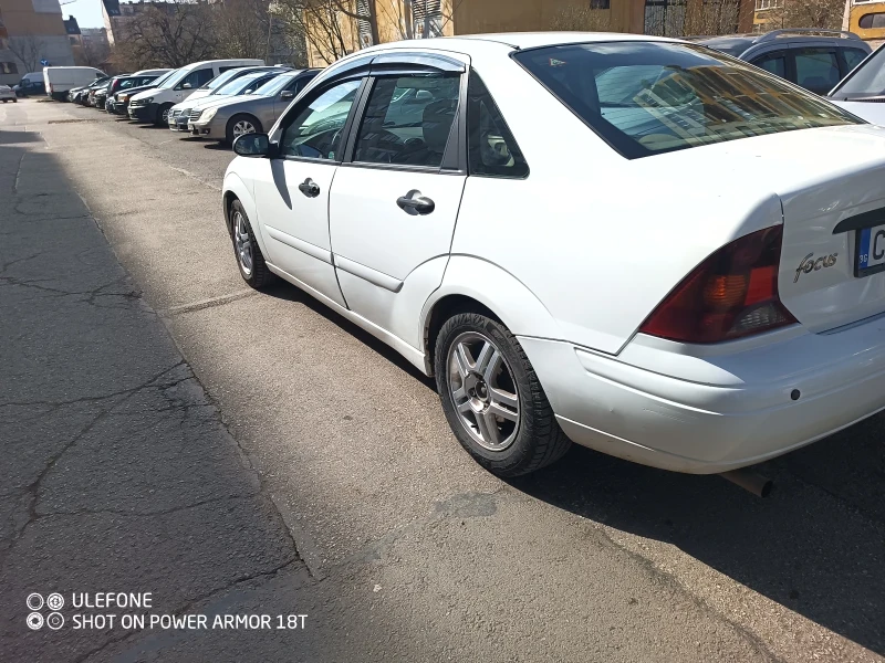 Ford Focus 2.0 SE, снимка 2 - Автомобили и джипове - 47325274