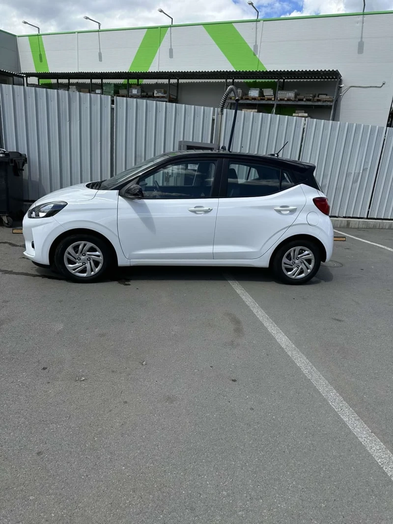 Hyundai I10, снимка 2 - Автомобили и джипове - 48358012