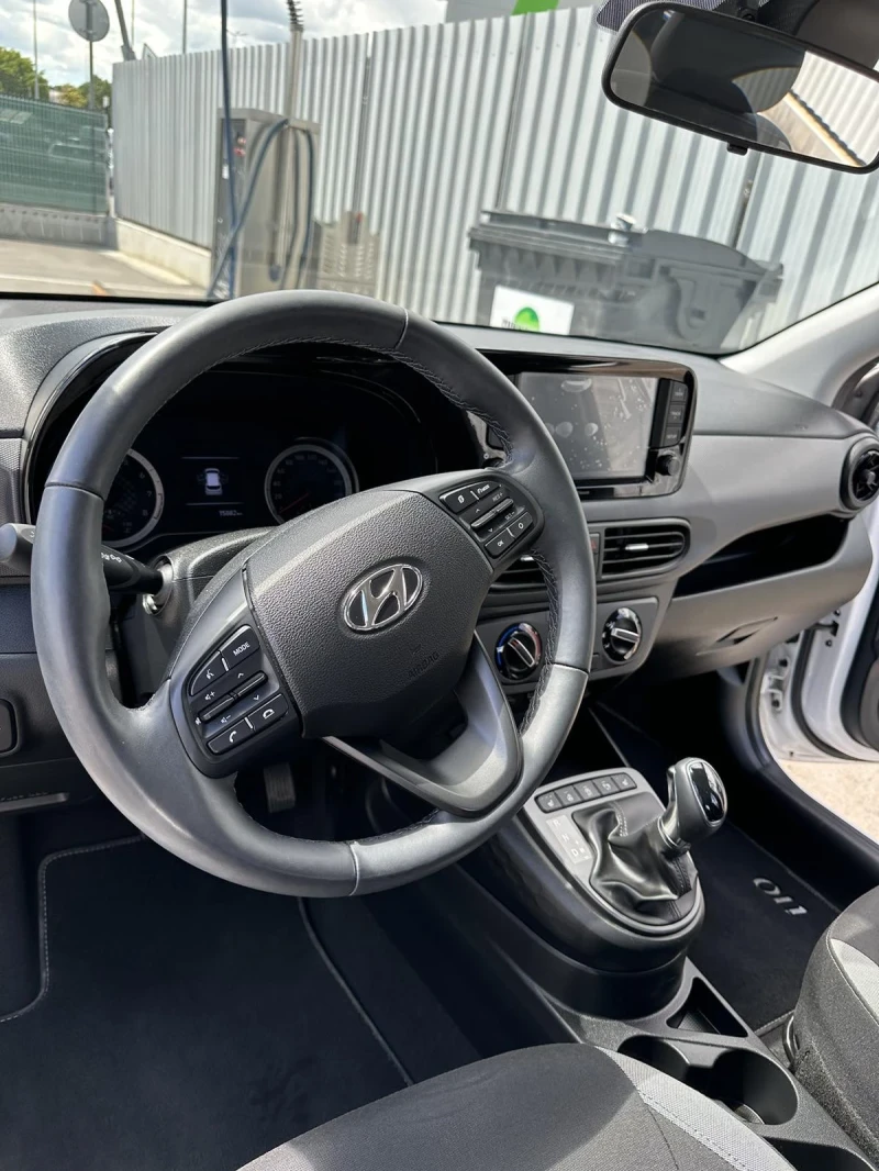 Hyundai I10, снимка 3 - Автомобили и джипове - 47492794