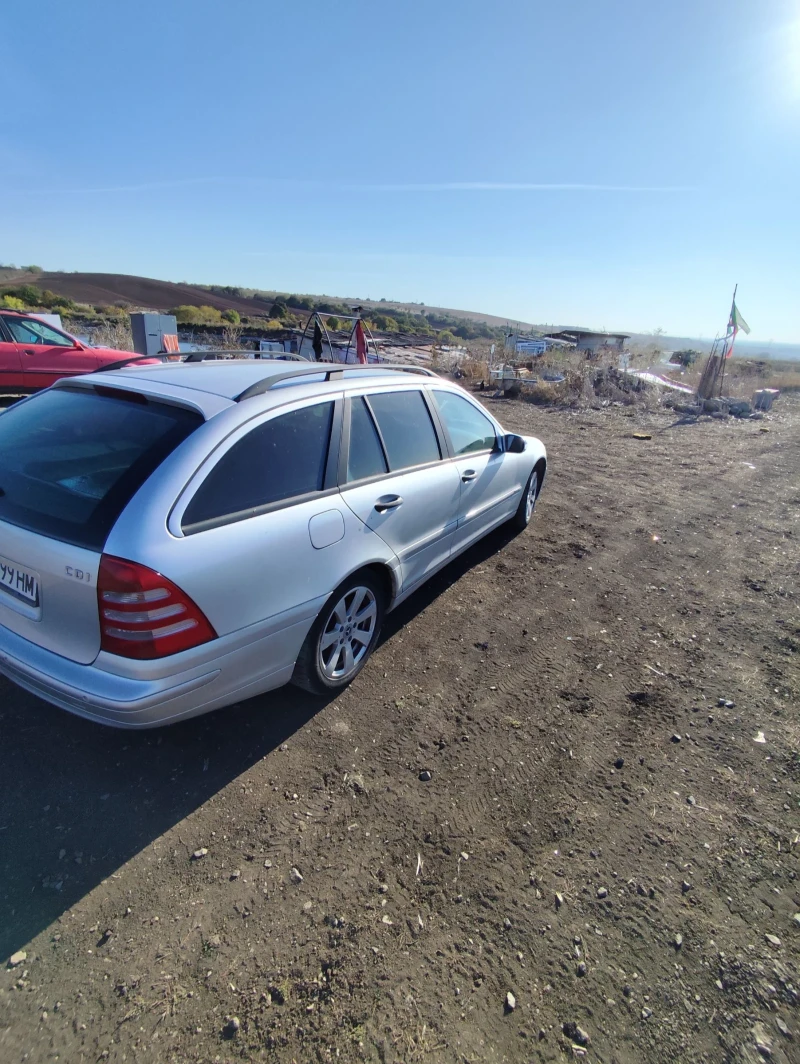 Mercedes-Benz C 200, снимка 5 - Автомобили и джипове - 47700877