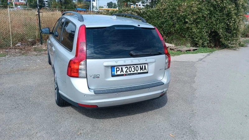 Volvo V50 Газов Инжекцион , снимка 6 - Автомобили и джипове - 48760420