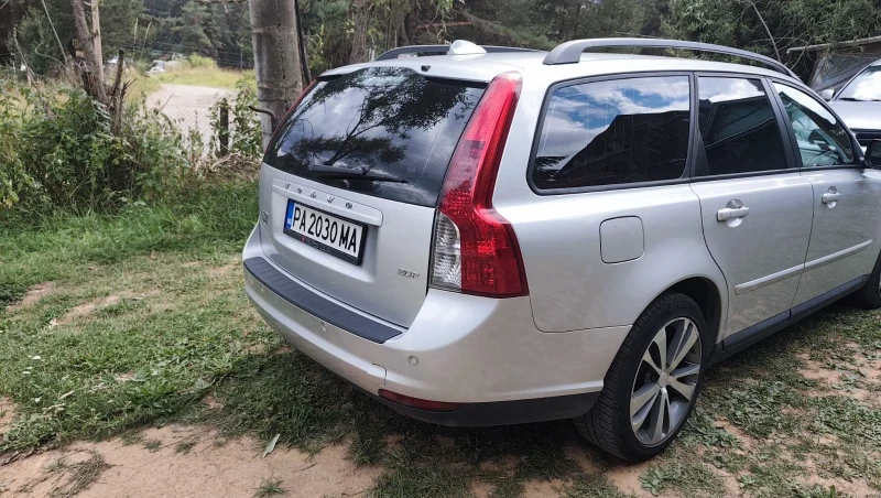 Volvo V50 Газов Инжекцион , снимка 6 - Автомобили и джипове - 50238765