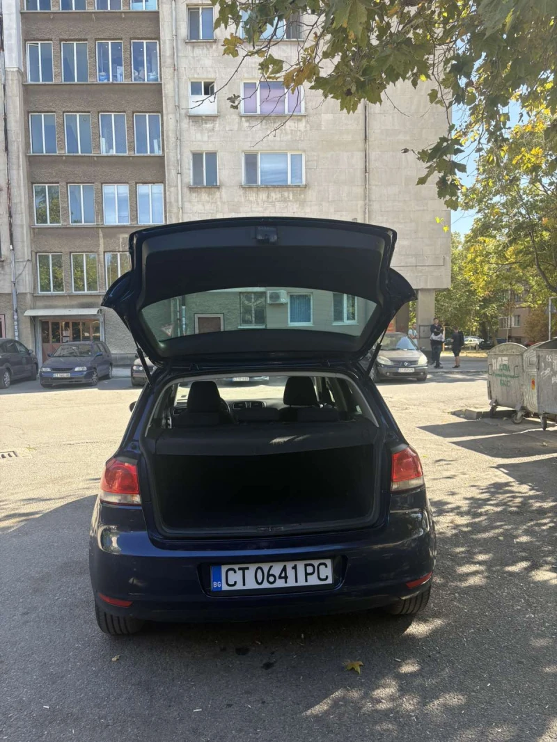 VW Golf, снимка 13 - Автомобили и джипове - 51884561