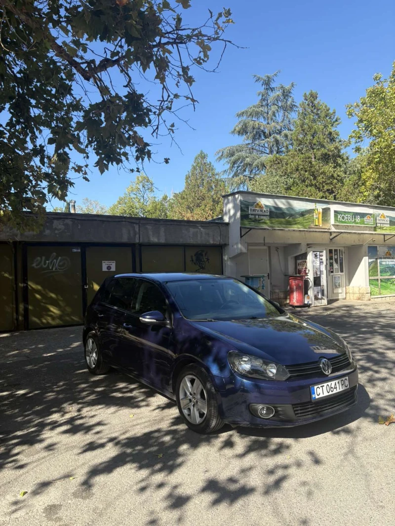 VW Golf, снимка 7 - Автомобили и джипове - 51884561