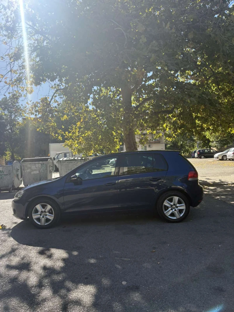 VW Golf, снимка 2 - Автомобили и джипове - 51884561