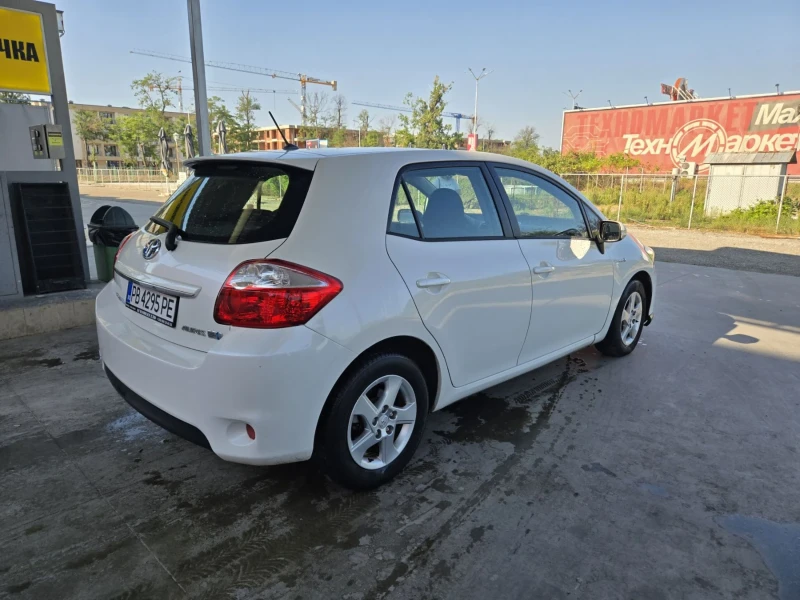 Toyota Auris 1.8 Hybrid ЛИЗИНГ , снимка 5 - Автомобили и джипове - 52598577