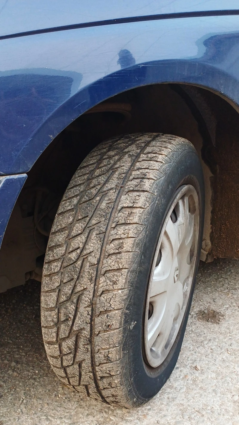 Renault Scenic, снимка 15 - Автомобили и джипове - 52752279