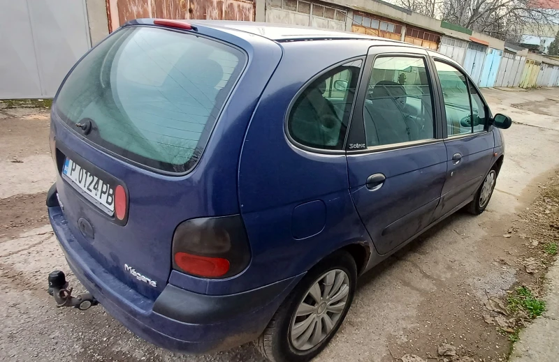 Renault Scenic, снимка 4 - Автомобили и джипове - 52752279