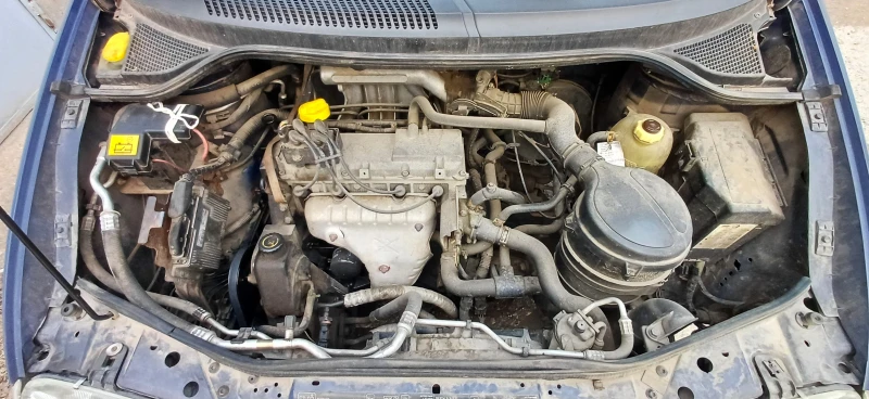 Renault Scenic, снимка 17 - Автомобили и джипове - 52752279