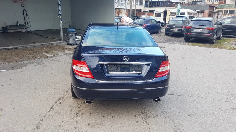 Mercedes-Benz C 320 3.0CDI, снимка 3 - Автомобили и джипове - 52751934