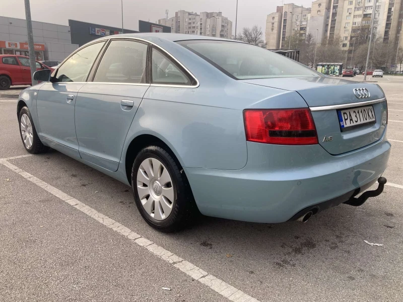 Audi A6 2.4 Бензин Автоматик, снимка 2 - Автомобили и джипове - 52770781