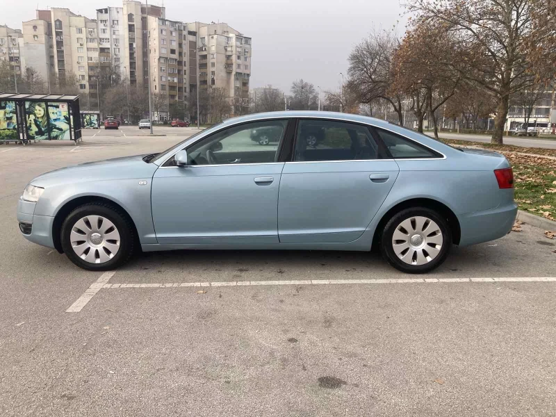 Audi A6 2.4 Бензин Автоматик, снимка 3 - Автомобили и джипове - 52770781