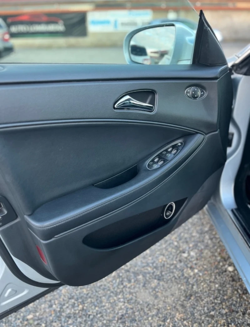 Mercedes-Benz CLS 320, снимка 7 - Автомобили и джипове - 53140256