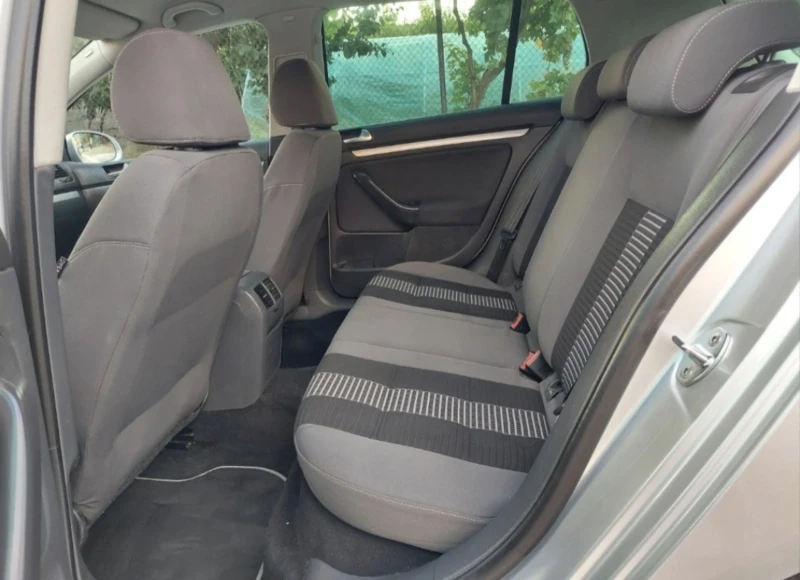 VW Golf 1.6i.GAS, 102KS, снимка 11 - Автомобили и джипове - 53213699