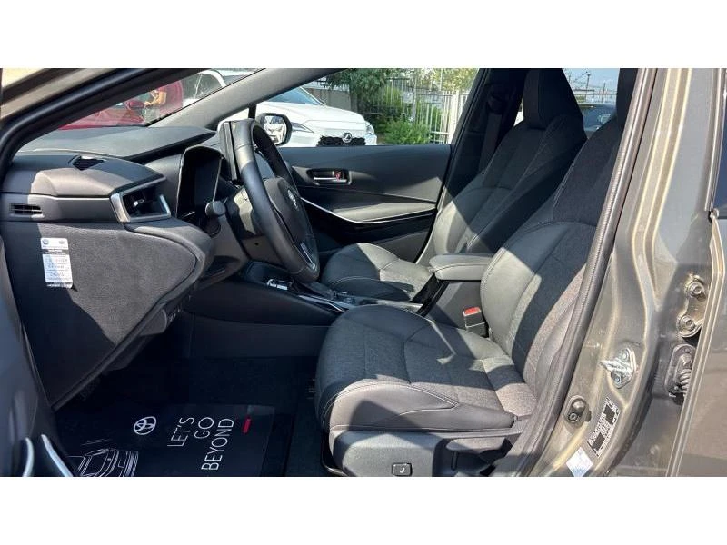 Toyota Corolla TS 1.8HSD EXECUTIVE PLUS, снимка 12 - Автомобили и джипове - 55440404