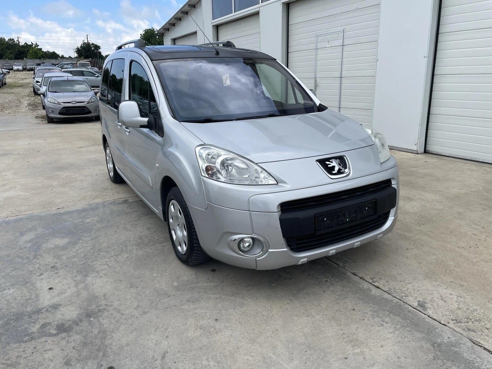 Peugeot Partner 1.6i * Tepee* BRC* Panorama*  | Mobile.bg   11