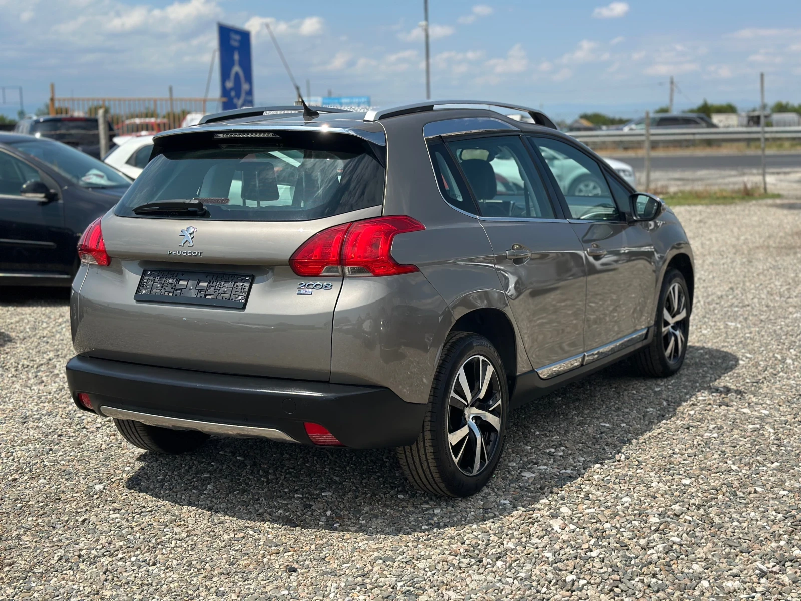 Peugeot 2008 1.6e-Hdi * ALLURE*  - изображение 4