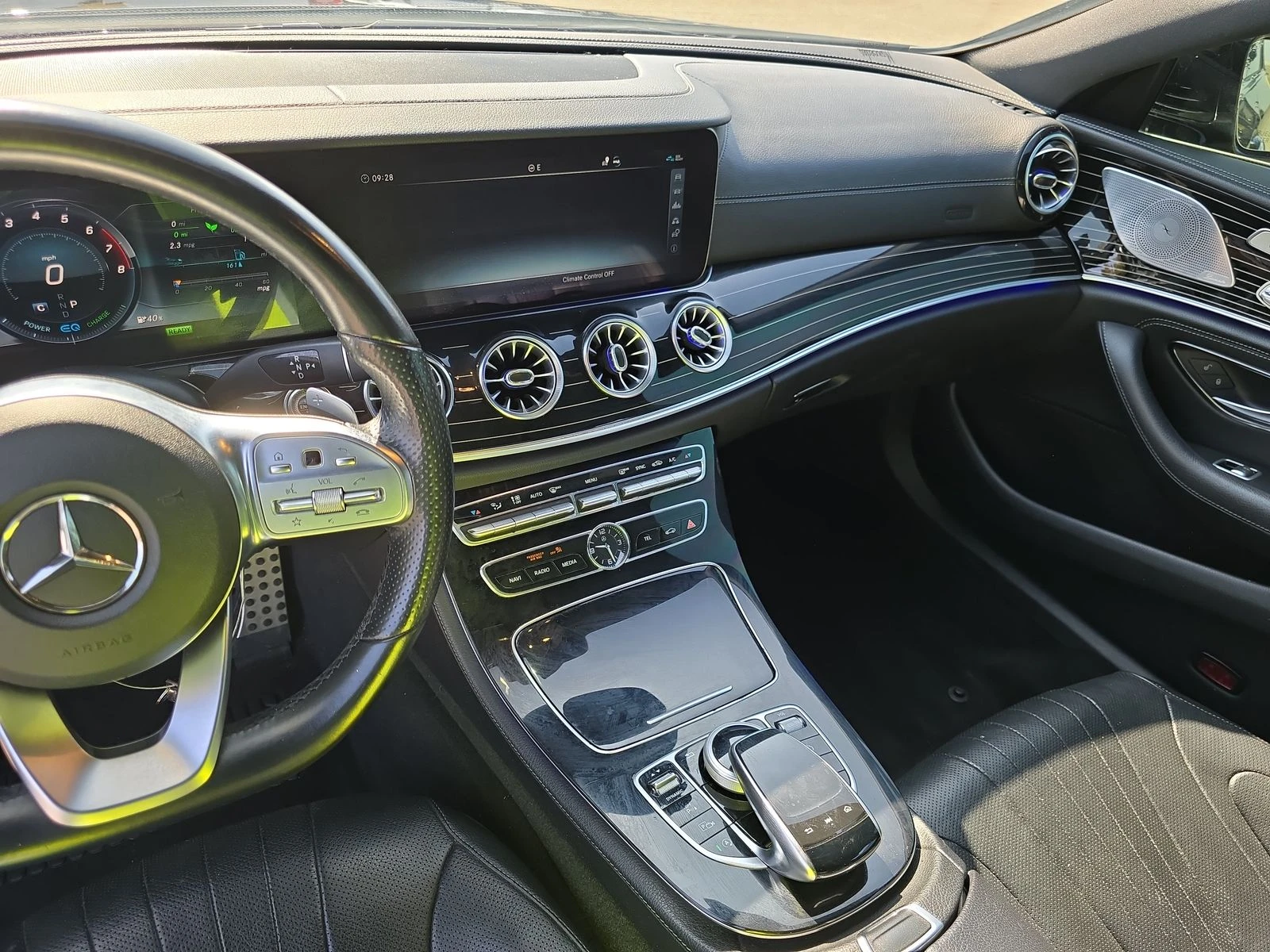 Mercedes-Benz CLS 450 AMG-pack* Burmester* Distronic* 360* Обдух* Дигита - изображение 9