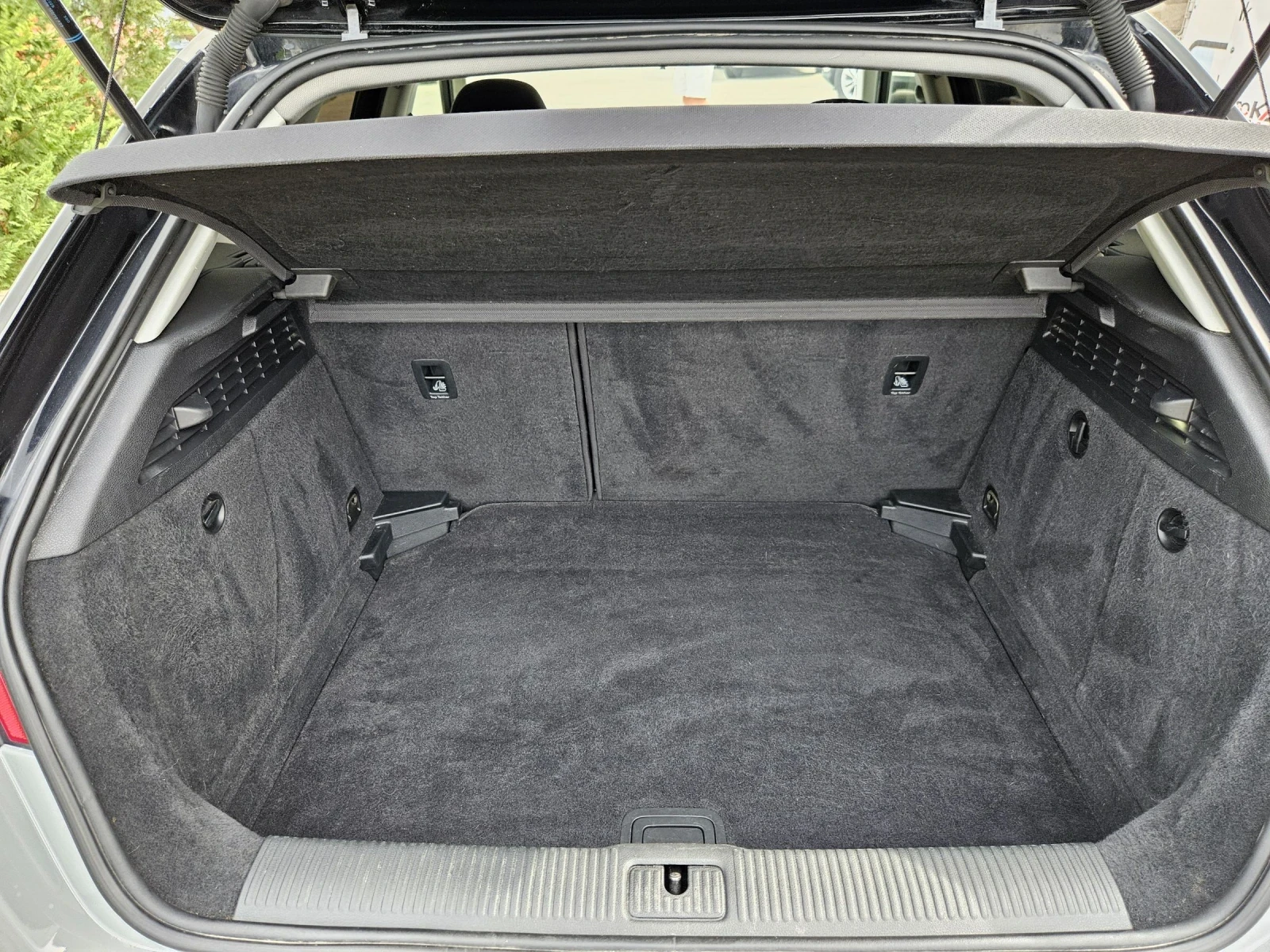 Audi A3 1.6TDI-105кс= АВТОМАТ= NARDO GREY= RECARO - изображение 10