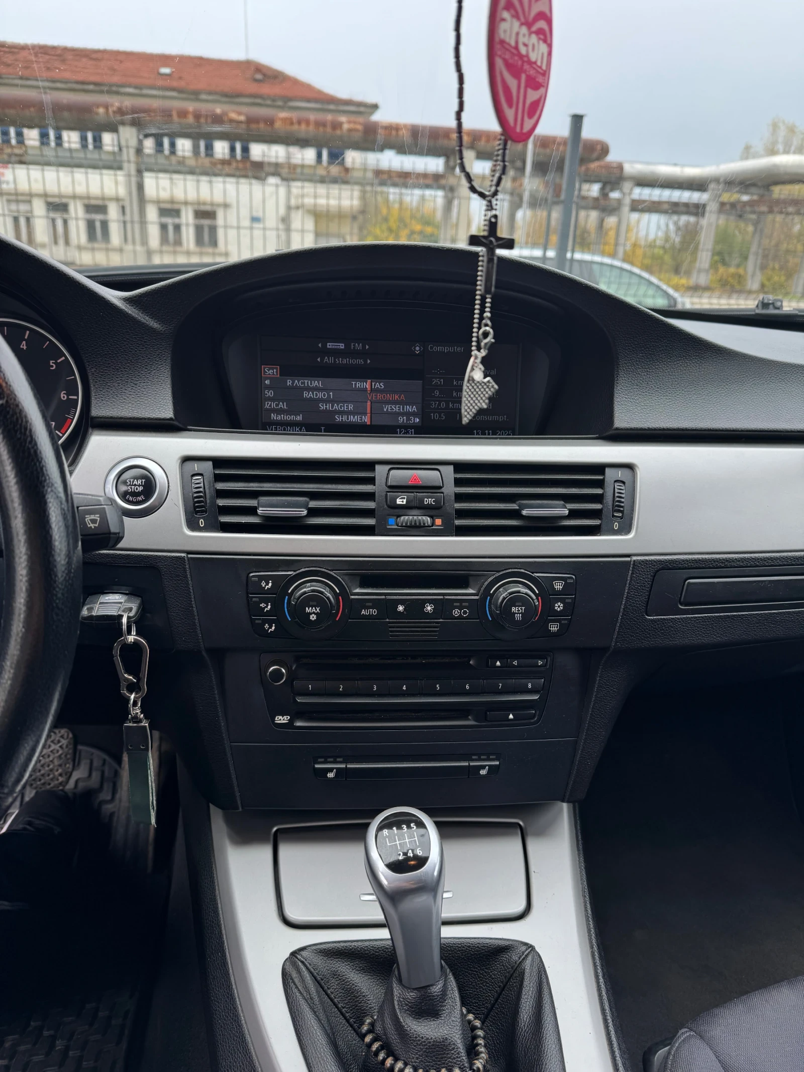 BMW 320  - изображение 9