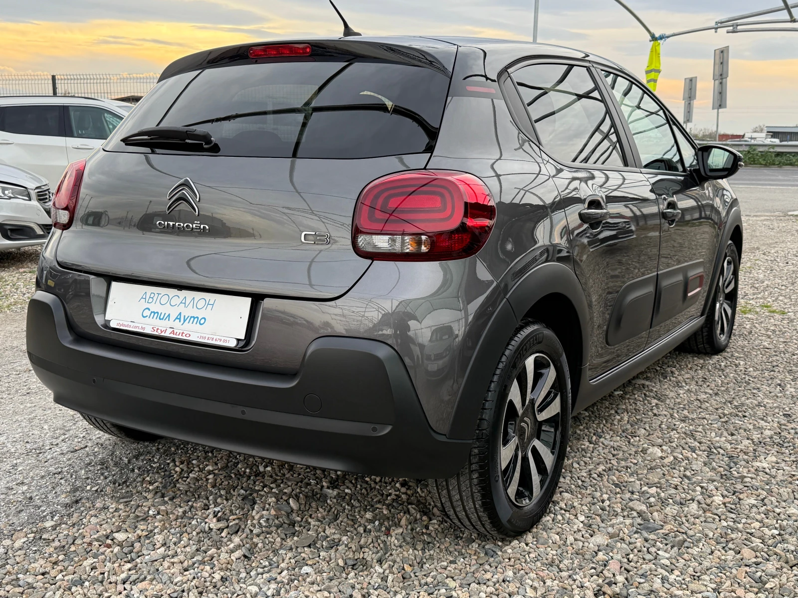 Citroen C3 1.2 vti shine | Mobile.bg   5