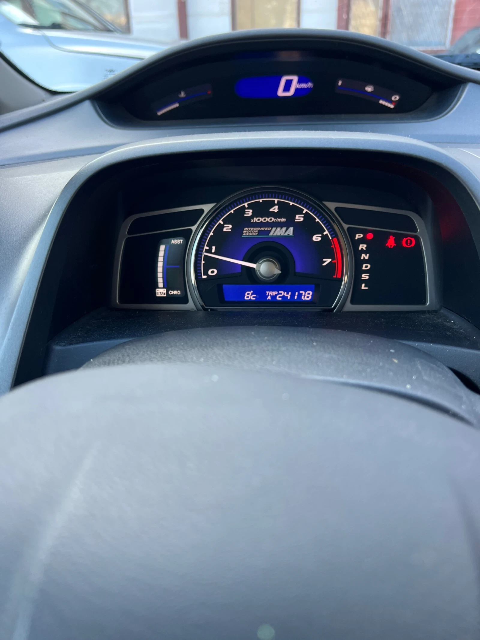 Honda Civic Хибрит - изображение 5