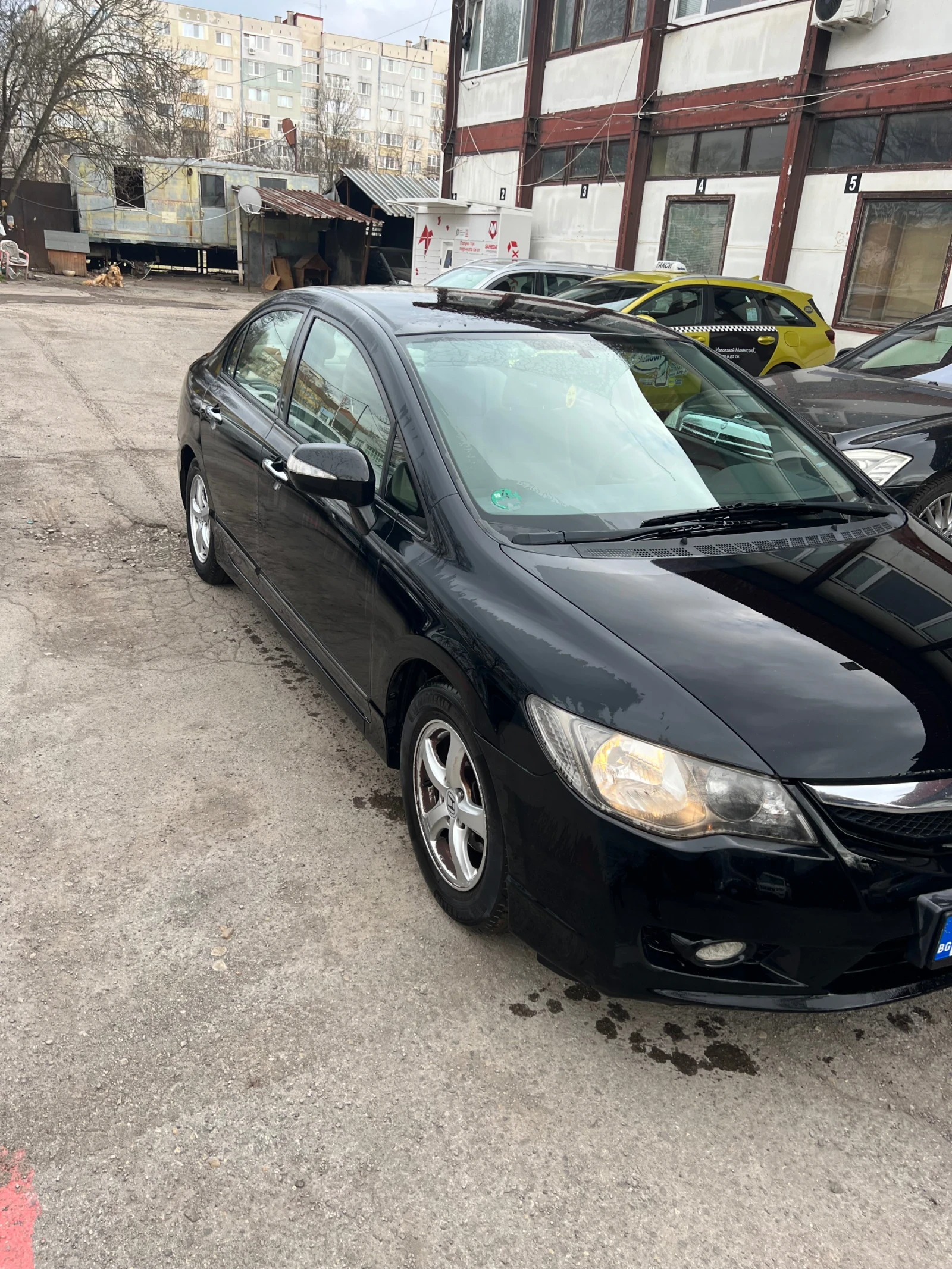 Honda Civic Хибрит, снимка 7 - Автомобили и джипове - 52712204
