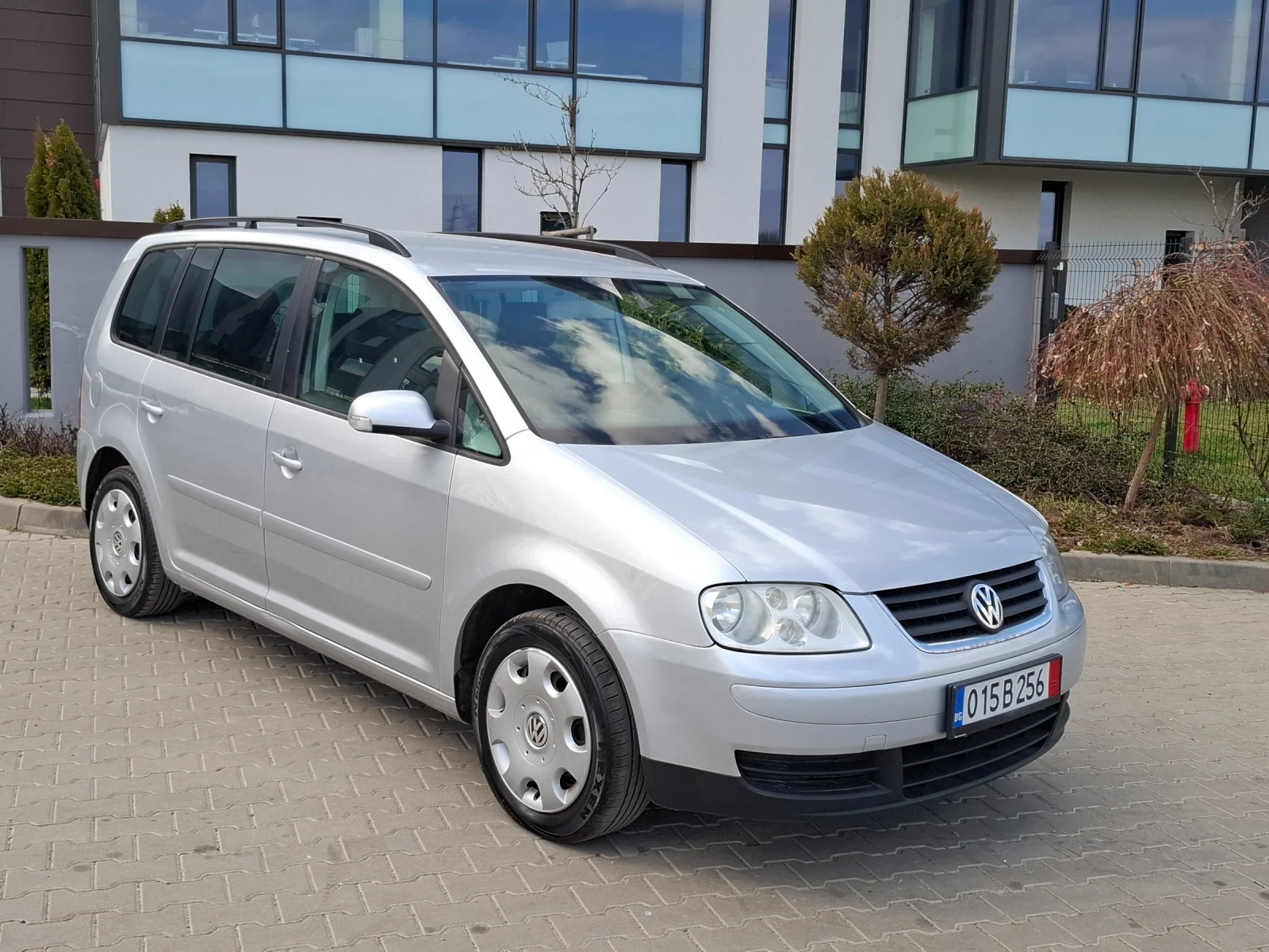 VW Touran 1.9TDI* (105кс)* * НОВ ВНОС* * , снимка 11 - Автомобили и джипове - 53988249