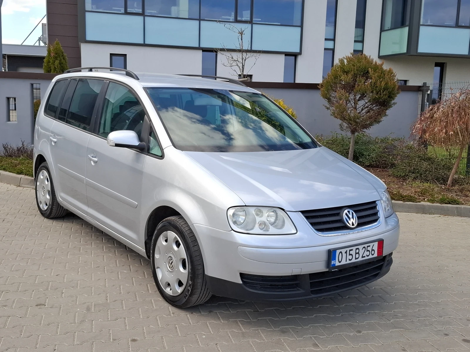 VW Touran 1.9TDI* (105кс)* * НОВ ВНОС* * , снимка 10 - Автомобили и джипове - 53988249