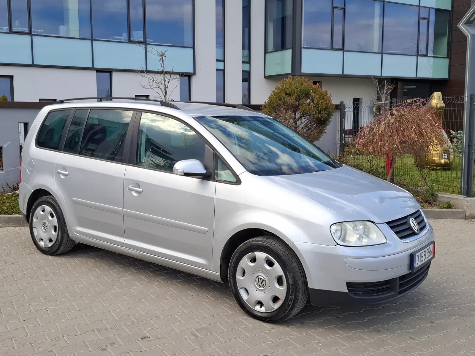 VW Touran 1.9TDI* (105кс)* * НОВ ВНОС* * , снимка 12 - Автомобили и джипове - 53988249