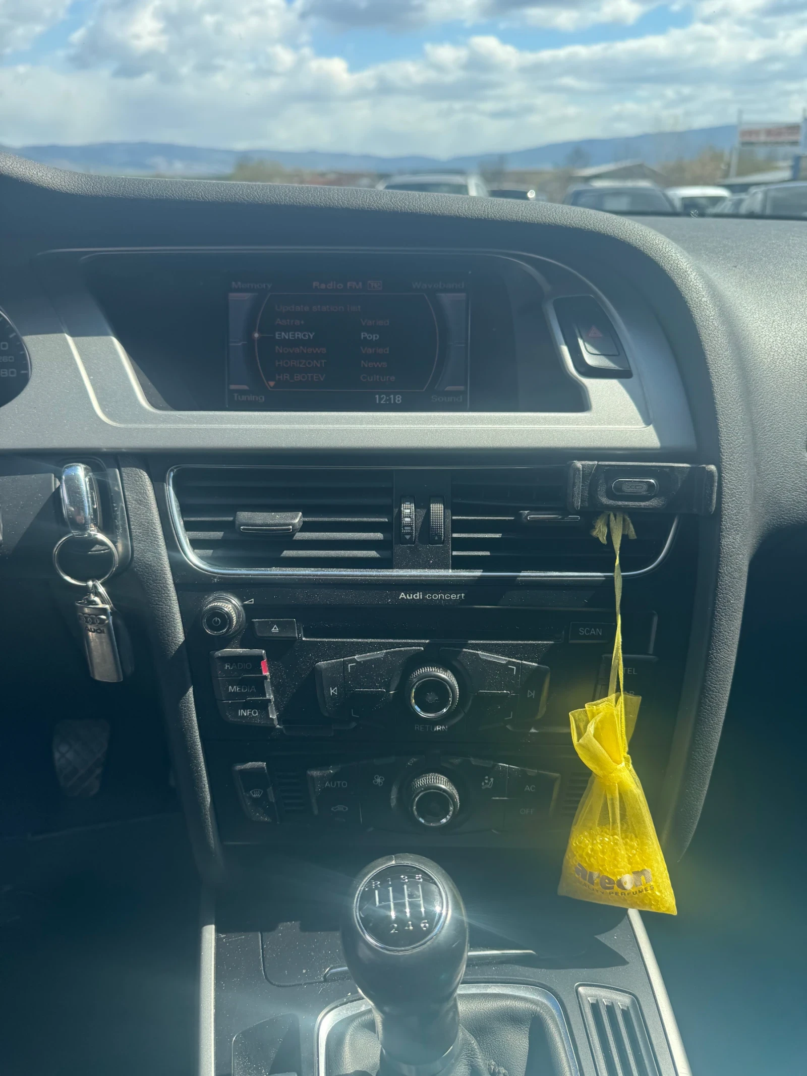 Audi A4, снимка 5 - Автомобили и джипове - 54178251