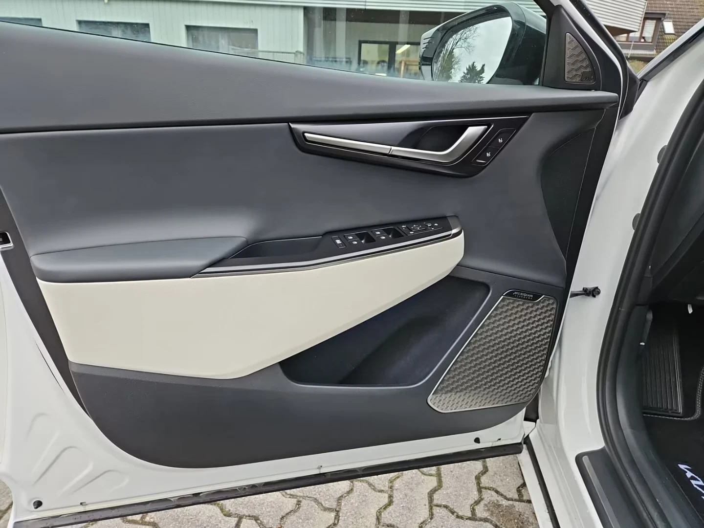 Kia EV6 GT-Line AWD FACELIFT !KIA CERTIFIED! Full Warranty | Mobile.bg � ����������� 11