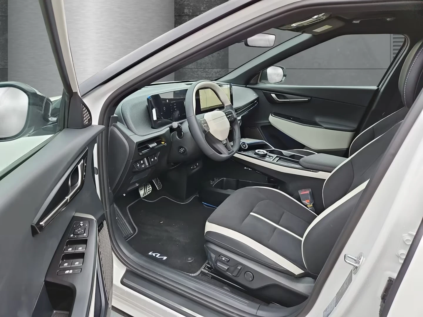 Kia EV6 GT-Line AWD FACELIFT !KIA CERTIFIED! Full Warranty | Mobile.bg � ����������� 6