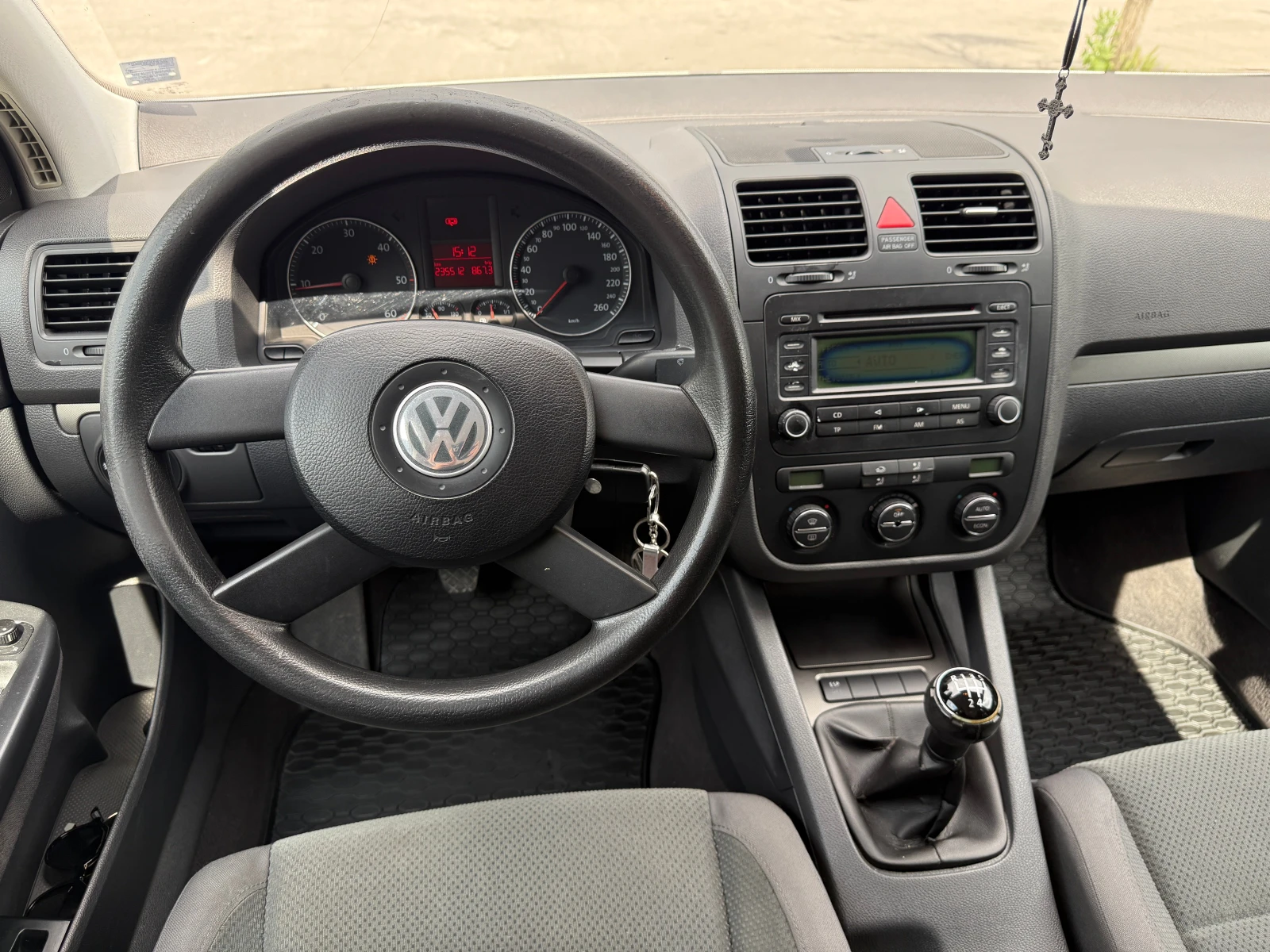 VW Golf 1.9 TDI BKC 105 коня, снимка 15 - Автомобили и джипове - 54765981