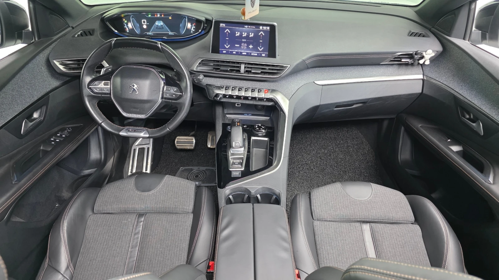 Peugeot 3008 1.6 BlueHDi GT Line | Панорама , снимка 8 - Автомобили и джипове - 54919077