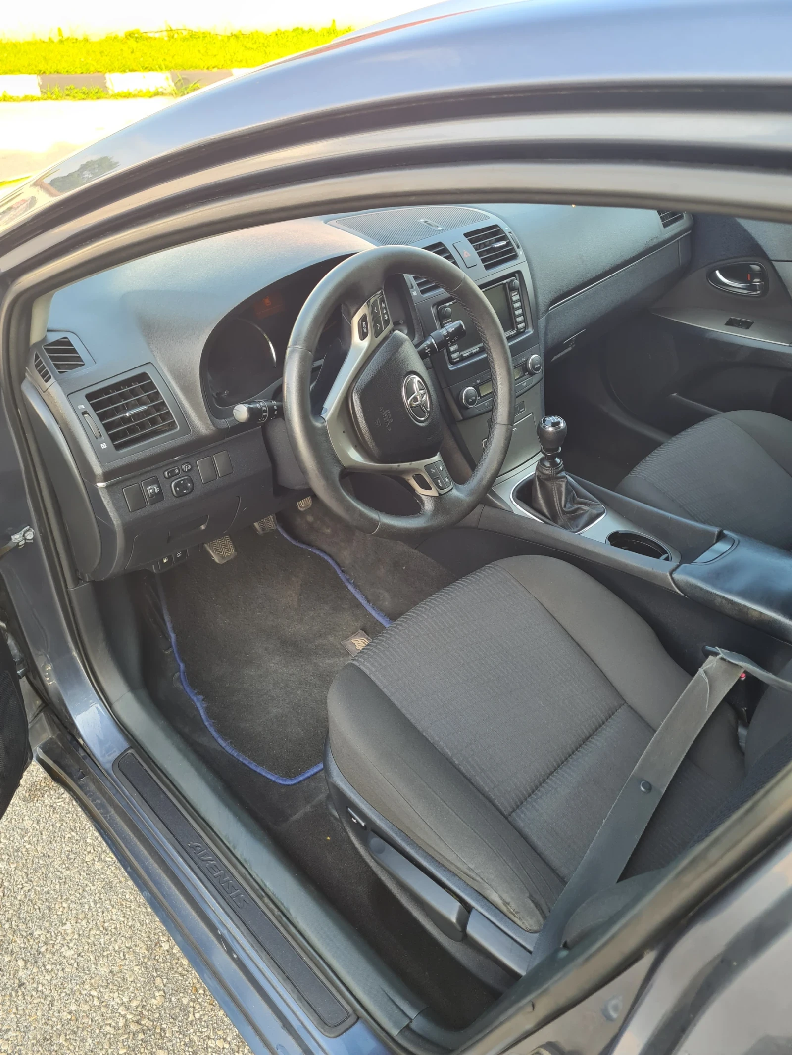 Toyota Avensis 2.0 D4D 126к.с. 2009г. , снимка 6 - Автомобили и джипове - 55062811