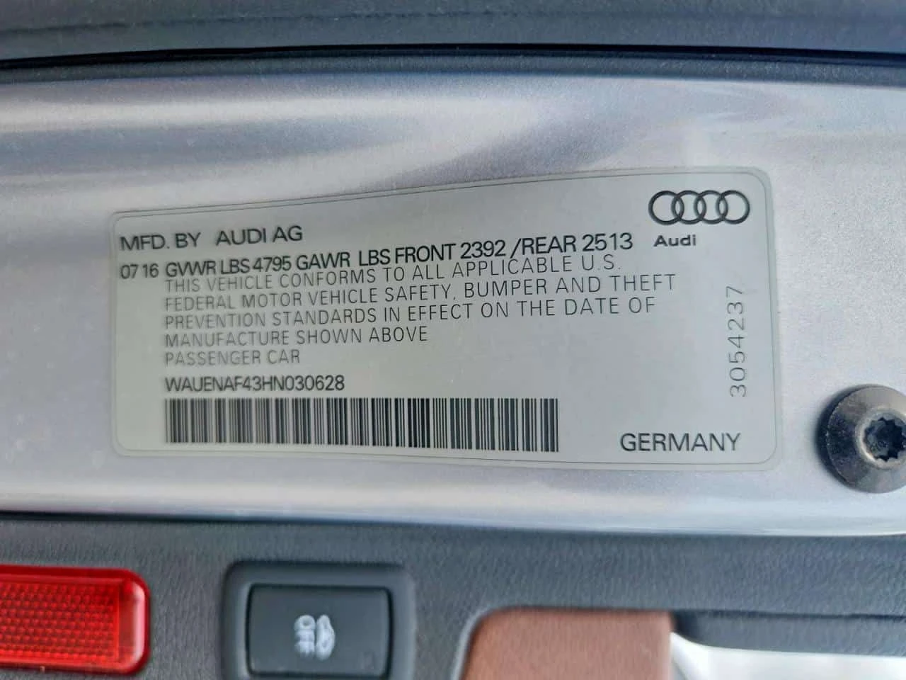 Audi A4 /CARFAX/ЗАСТРАХОВАТЕЛ/ЦЕНА ДО БГ , снимка 12 - Автомобили и джипове - 55259460