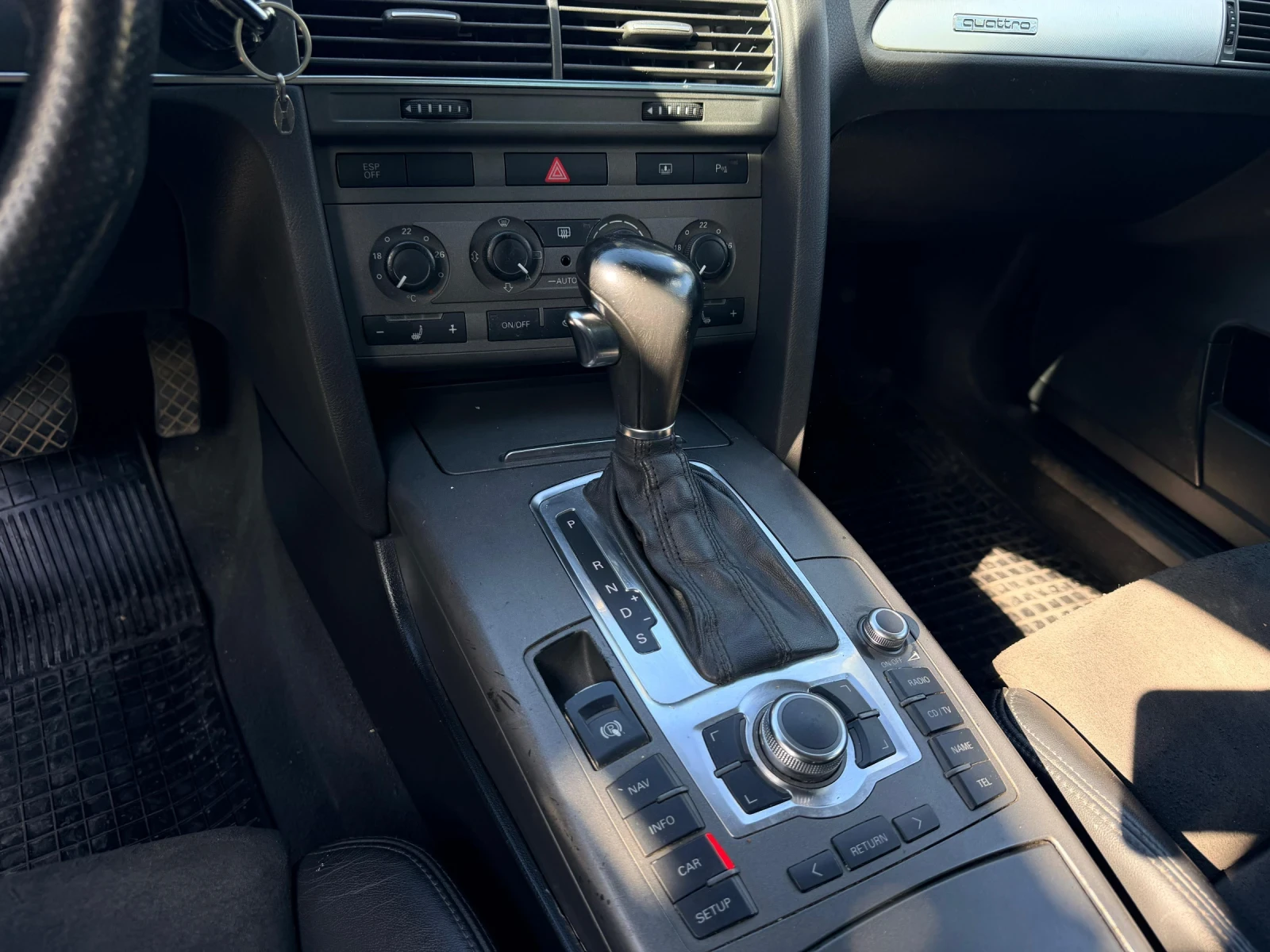 Audi A6 3.0TDI quattro Tiptronic, снимка 10 - Автомобили и джипове - 55952544