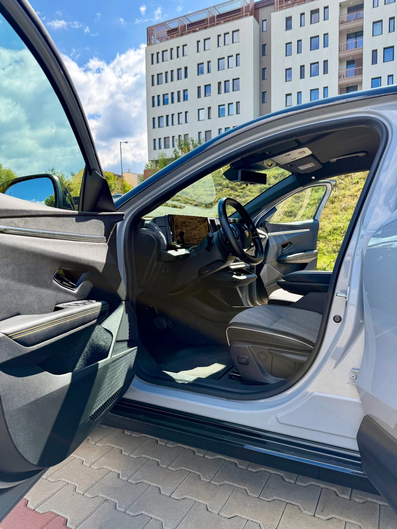 Renault Megane E tech Techno 60 kWh, снимка 5 - Автомобили и джипове - 56611774
