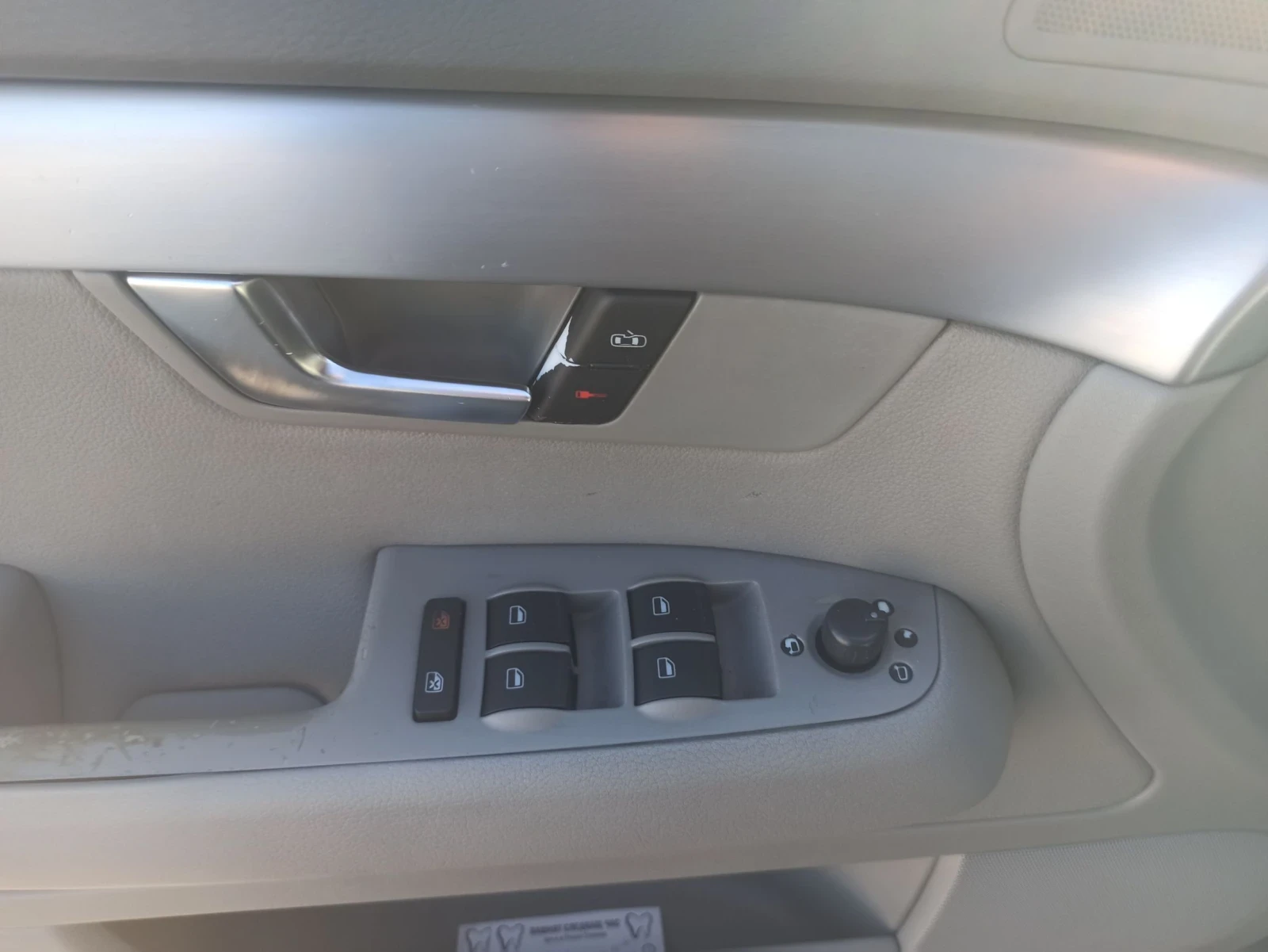 Audi A4 2.0, снимка 10 - Автомобили и джипове - 56595919