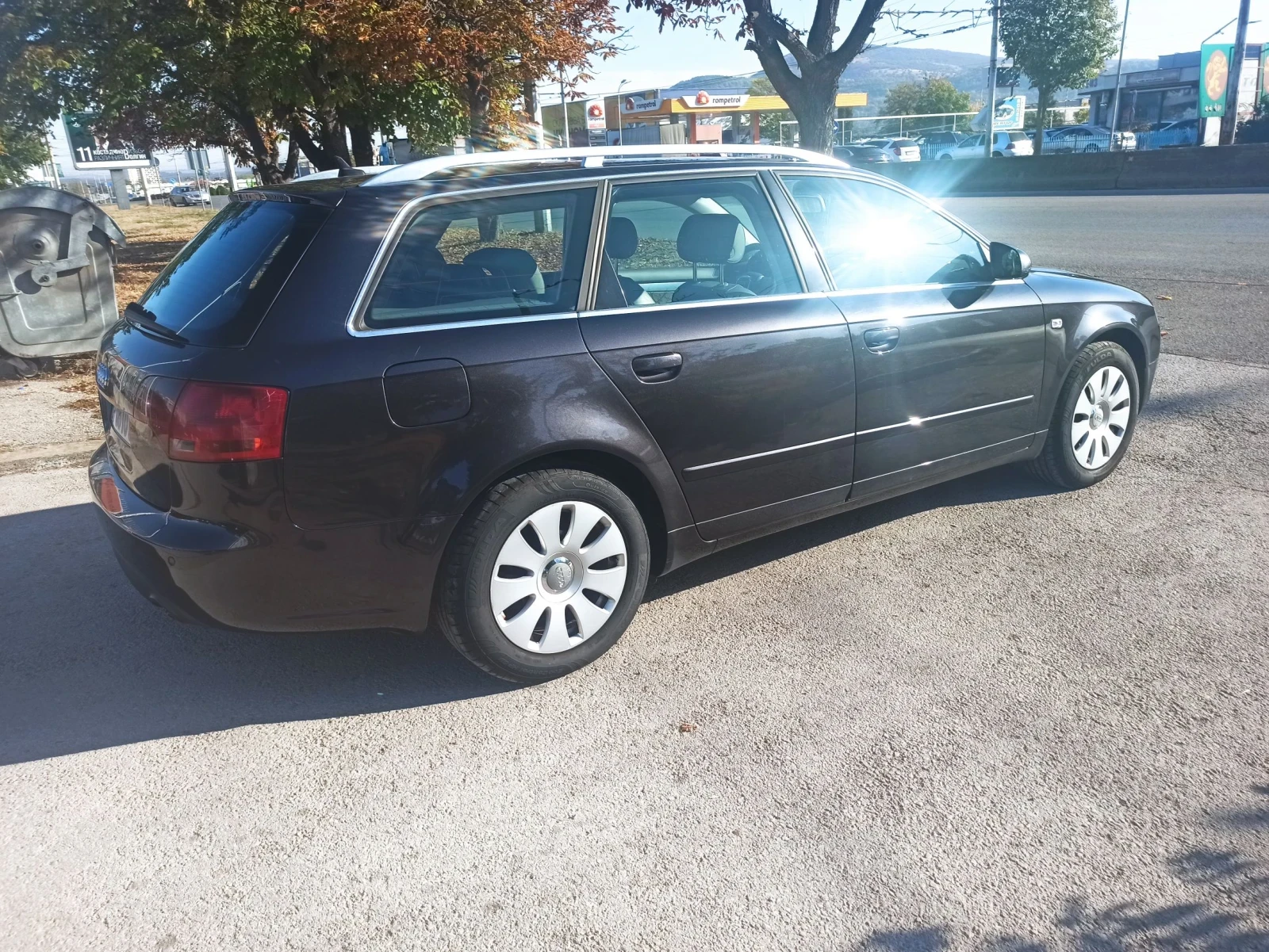 Audi A4 2.0, снимка 5 - Автомобили и джипове - 56595919