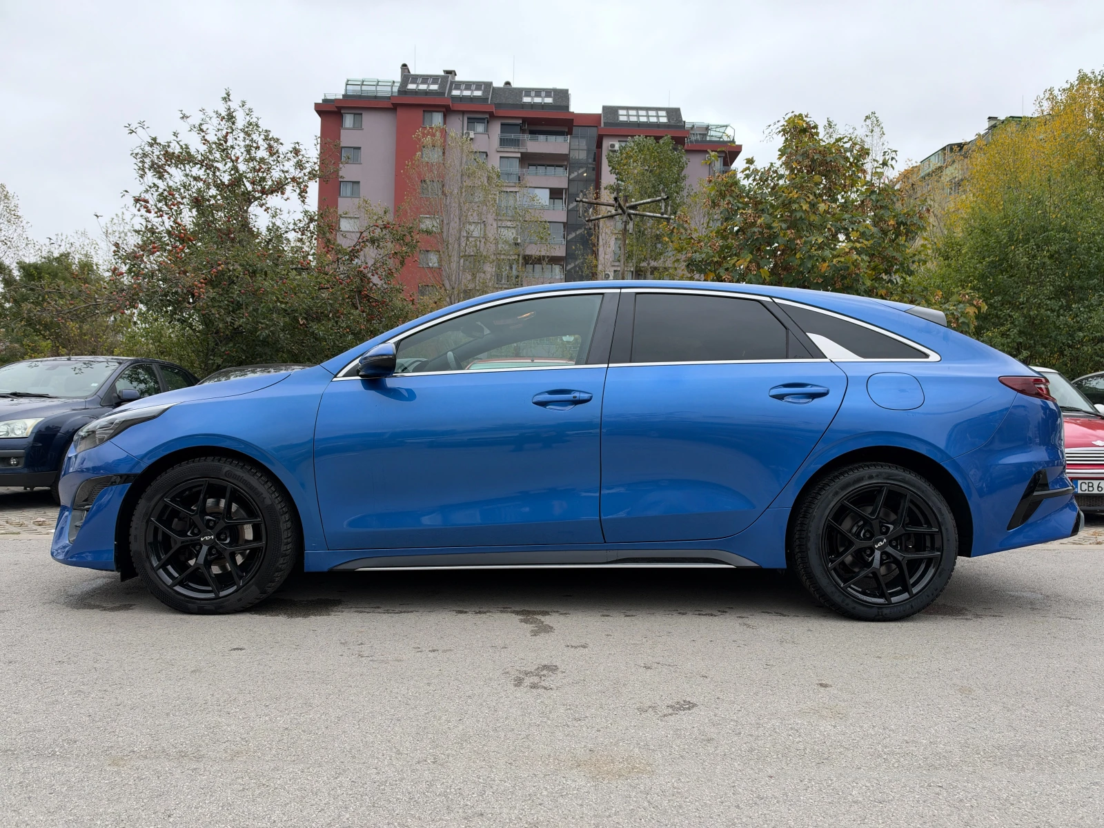 Kia Pro ceed GT line, снимка 2 - Автомобили и джипове - 56660123