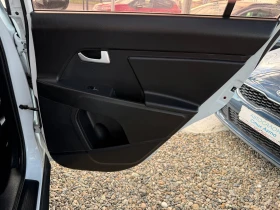 Kia Sportage 1.6 i, снимка 12