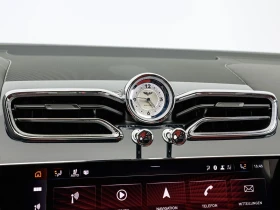 Bentley Bentayga V8/LONG/BESPOKE/MULLINER/DUO-TONE/NAIM/TV/4-SEATS/ - 271980 € / 531946.64 лв. - 11335748 10