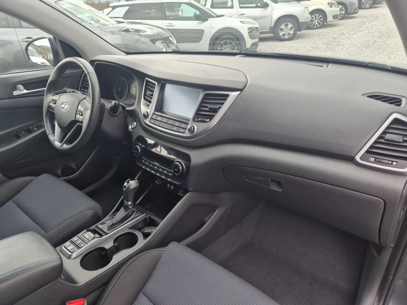 Hyundai Tucson 1.7 CRDI, снимка 6 - Автомобили и джипове - 52665973