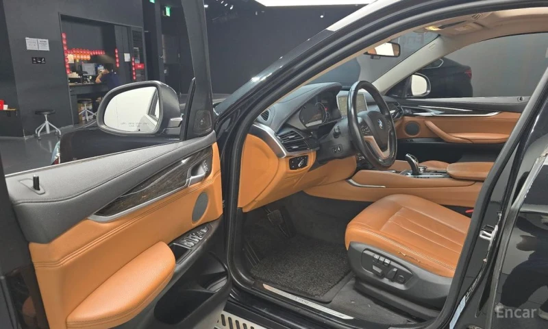 BMW X6, снимка 11 - Автомобили и джипове - 53288005