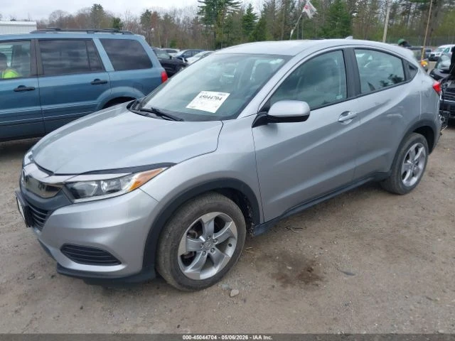 Honda Hr-v LX AWD* 1.8* ПЪЛНА СЕРВИЗНА* ЛИЗИНГ, снимка 2 - Автомобили и джипове - 54748422
