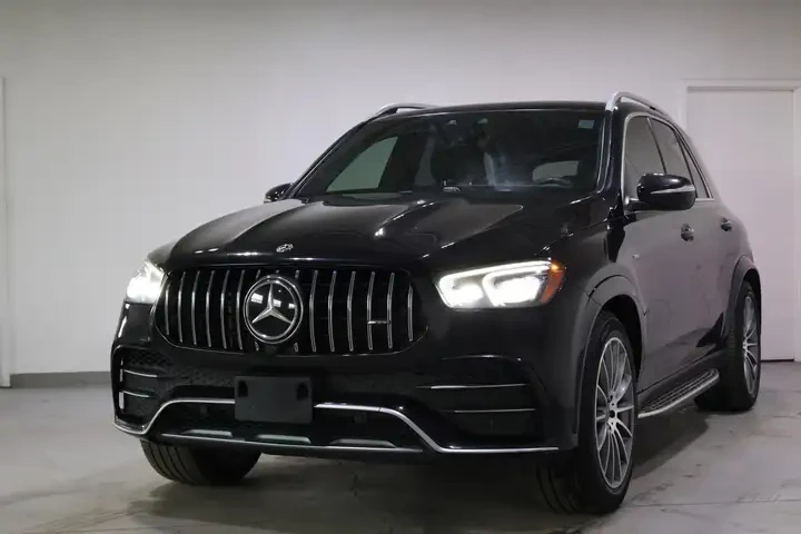Mercedes-Benz GLE 53 4MATIC Двуцветен салон* Всички екстри