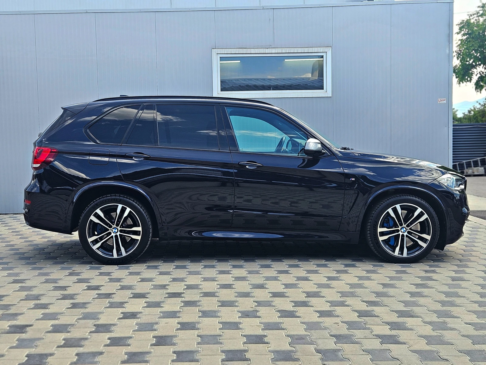 BMW X5 M50D/DIGITAL/DISTR/CAMERA/ПАНО/ПОДГРЕВ/ВАКУУМ/LIZI - изображение 4