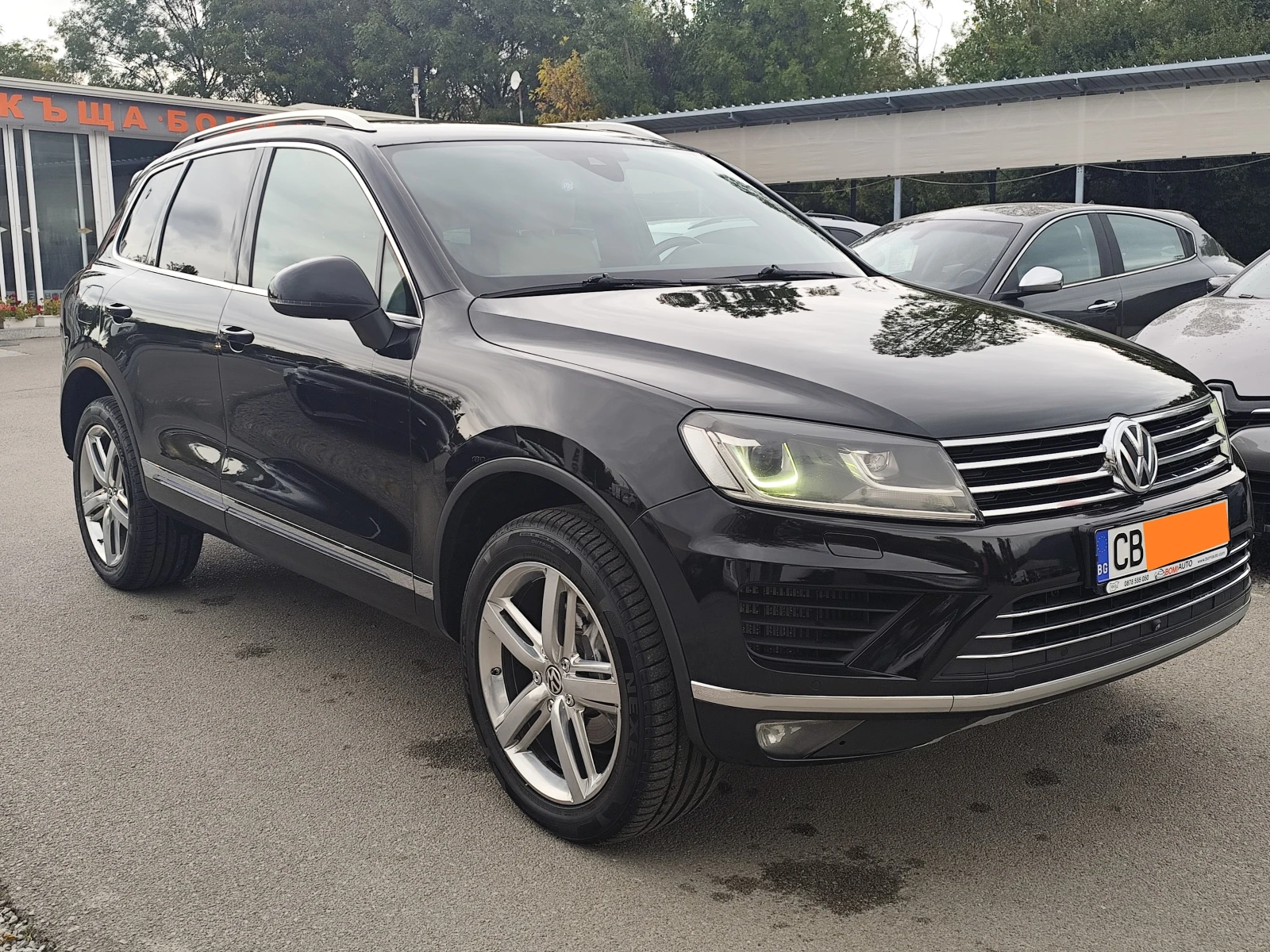 VW Touareg 3.0TDI* LED* 4X4* BI-XENON* DVD/TV* EURO6B*  - изображение 3